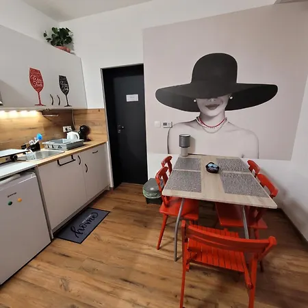 J2velence Appartement