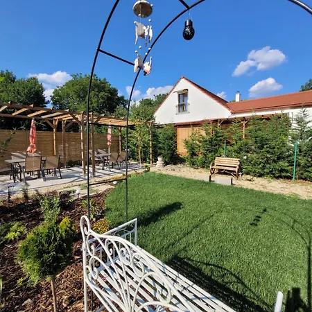 J2velence Appartement