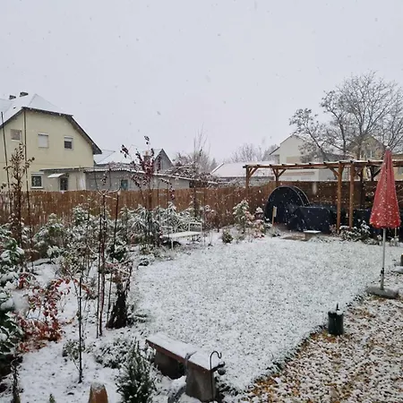 Διαμέρισμα J2velence